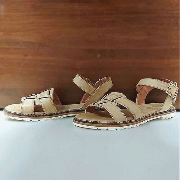 Chelsee Girl Diane oatmeal faux leather sandals 6.5 - Picture 5 of 15